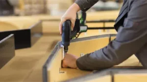 Montagem de móveis comprados pela internet: o que você precisa saber antes